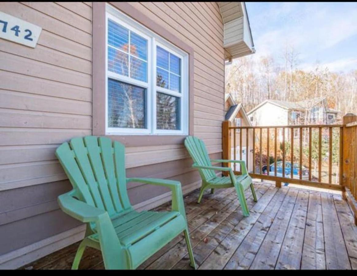 The Golf & Mountain View Retreat By Instant Suites Mont-Tremblant Zewnętrze zdjęcie